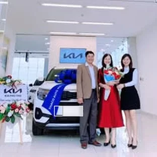 Hoạt động tư vấn và giao xe Kia tại Phú Thọ 5